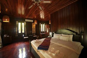 Nam Ou Riverside Hotel & Resort