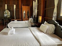 Nam Ou Riverside Hotel & Resort