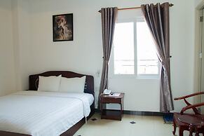 Xuan Hung Hotel