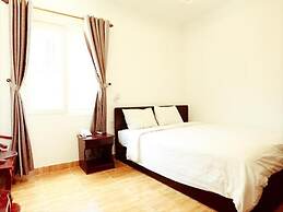 Xuan Hung Hotel