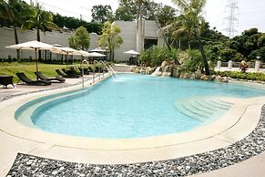 Le Beau Max Resort