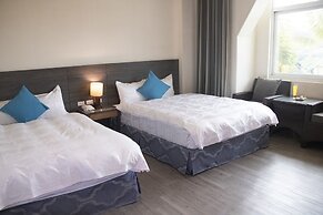 Le Beau Max Resort