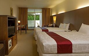 Le Beau Max Resort