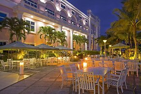 Le Beau Max Resort