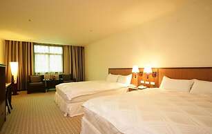 Le Beau Max Resort