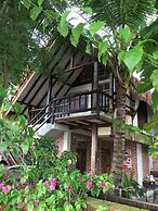 Panji Panji Tropical Wooden Home