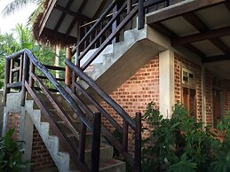 Panji Panji Tropical Wooden Home