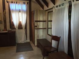 Panji Panji Tropical Wooden Home