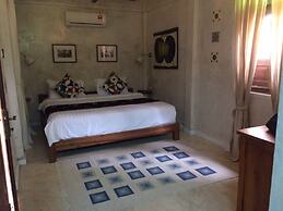 Panji Panji Tropical Wooden Home