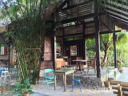 Panji Panji Tropical Wooden Home