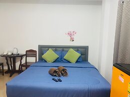 Miss Hong House
