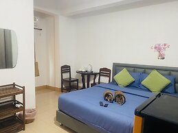 Miss Hong House