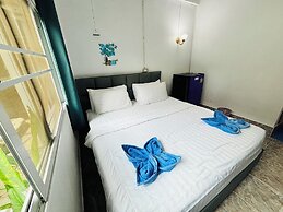 Miss Hong House