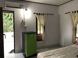 Miss Hong House