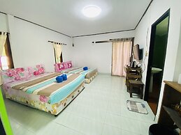 Miss Hong House