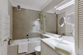 Stradonia Serviced Apartments