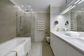 Stradonia Serviced Apartments