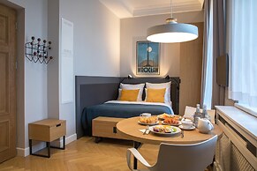 Stradonia Serviced Apartments