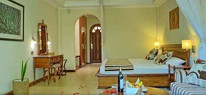 Sovereign Hotel
