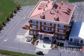 Hotel Camino Real