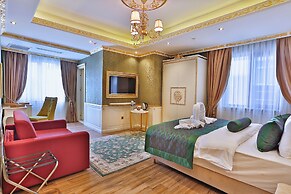 Hotel Emirhan Palace