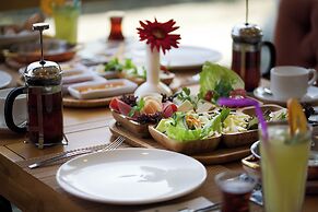 Hotel Emirhan Palace