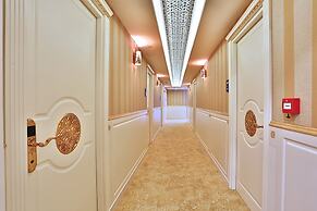 Hotel Emirhan Palace