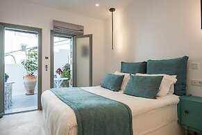 Senia Hotel