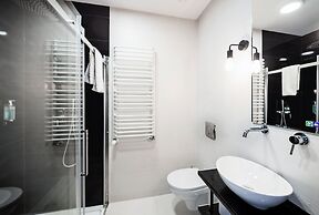 Platinum Aparthotel