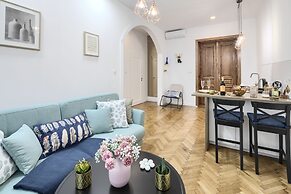 Platinum Aparthotel