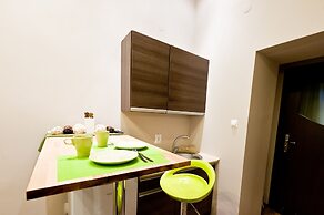 Platinum Aparthotel