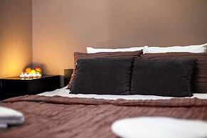 Platinum Aparthotel