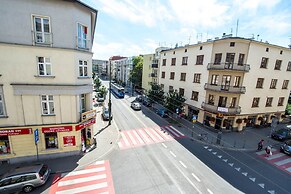 Platinum Aparthotel