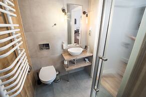 Platinum Aparthotel