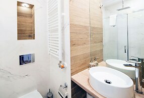Platinum Aparthotel