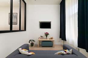 Platinum Aparthotel