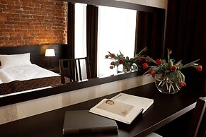 Alfavit Hotel