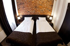 Alfavit Hotel