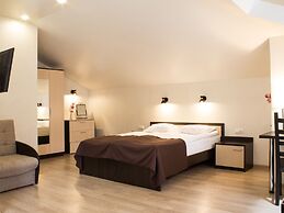 Vintage Hotel