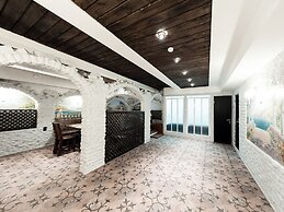 Vintage Hotel