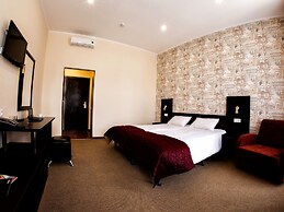 Vintage Hotel