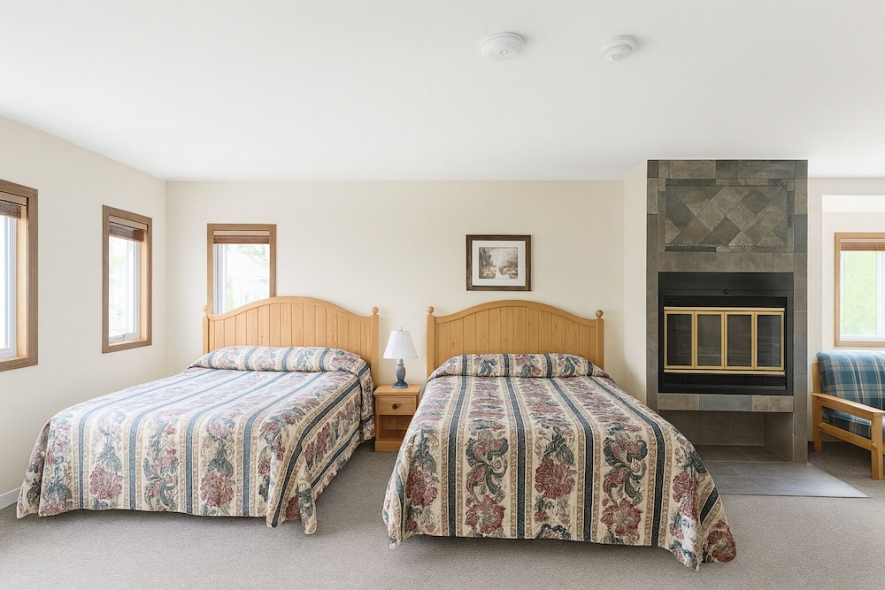 Sunny Point Resort Cottages and Inn