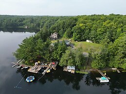 Sunny Point Resort Cottages and Inn