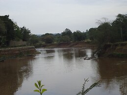 Mara River Lodge