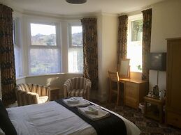 Cairn House