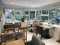 Cairn House