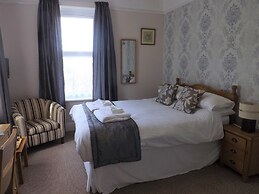 Cairn House