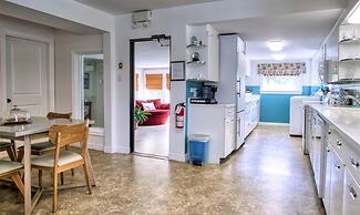 Shamrock Suites