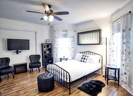 Shamrock Suites