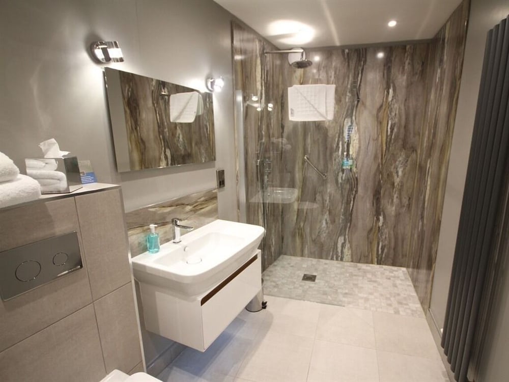 Quinlan & Cooke Boutique Townhouse